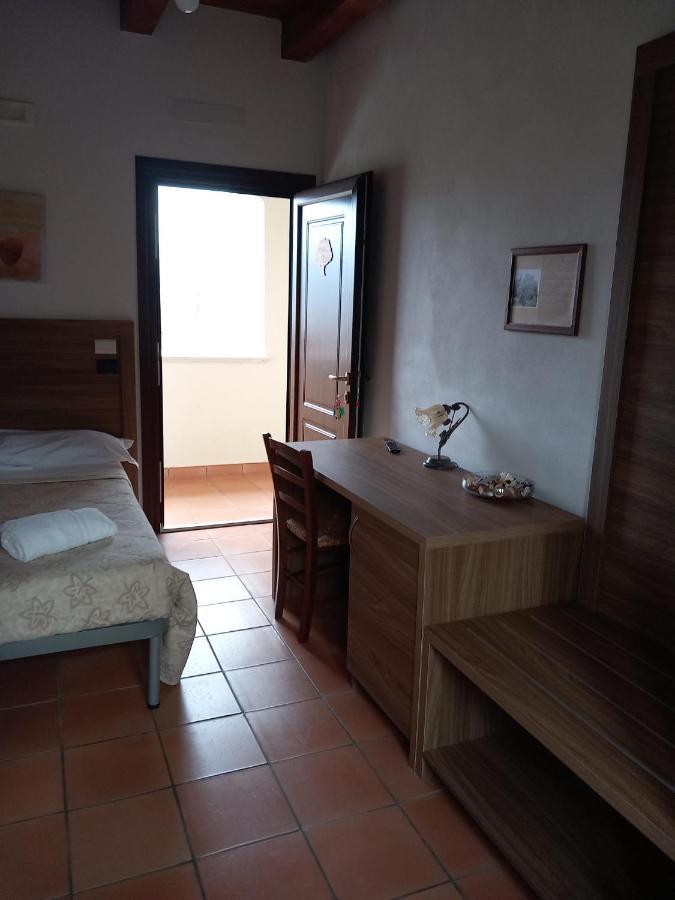 Agriturismo L'Ulivo Padula Exterior photo