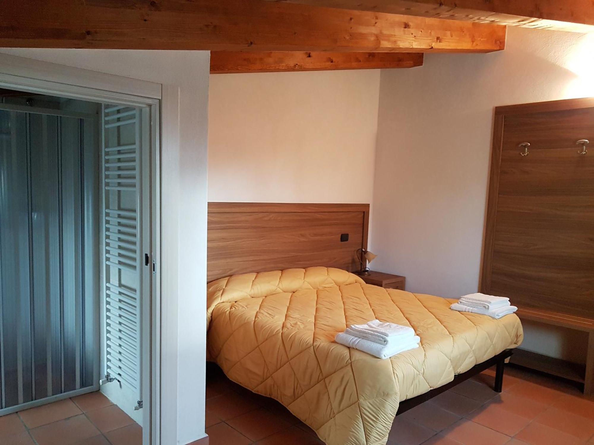 Agriturismo L'Ulivo Padula Exterior photo