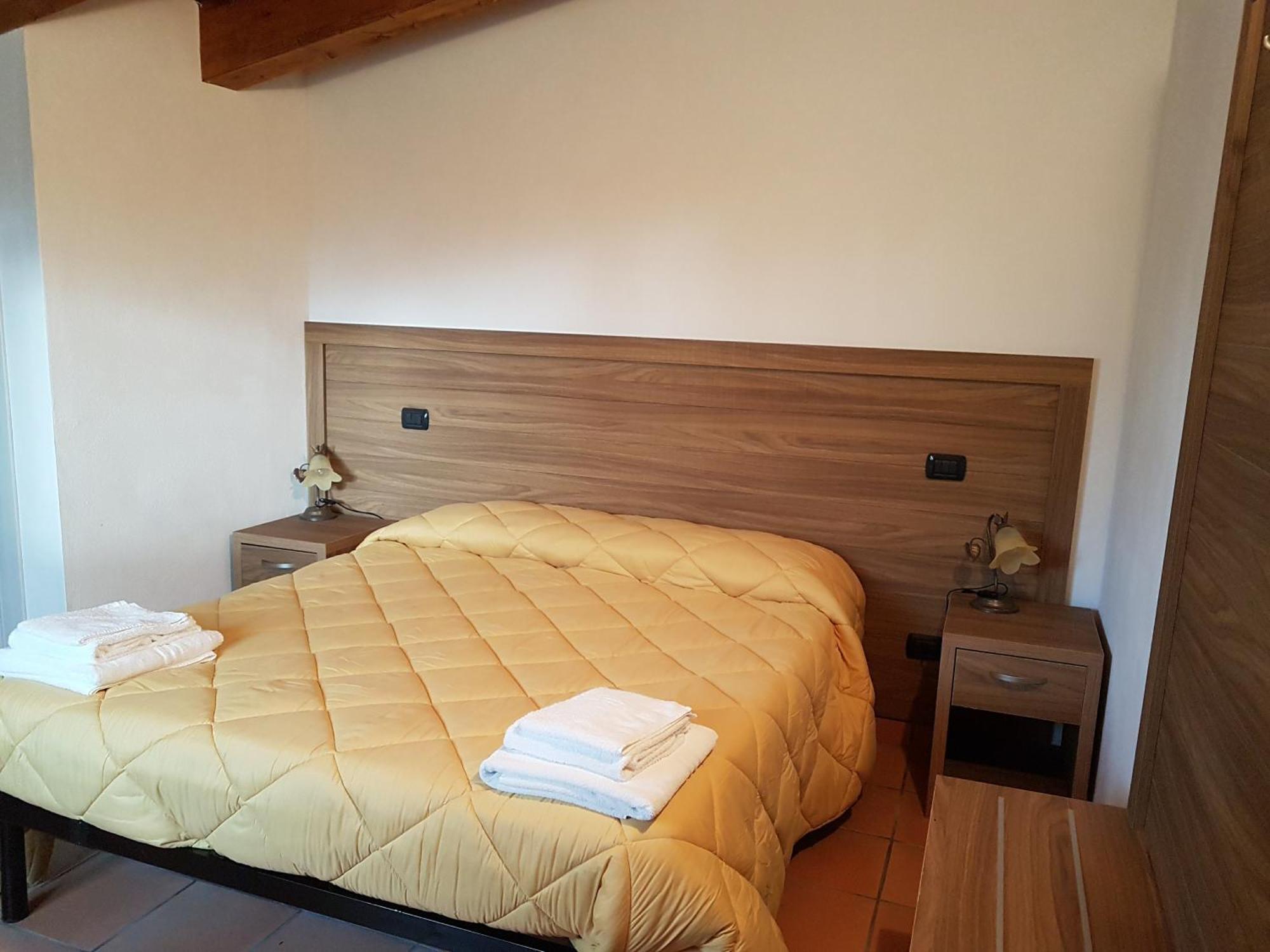 Agriturismo L'Ulivo Padula Exterior photo